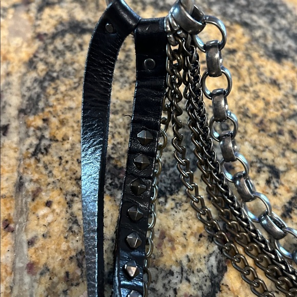 Studded multi chain Leather belt - Picture 9 of 10
